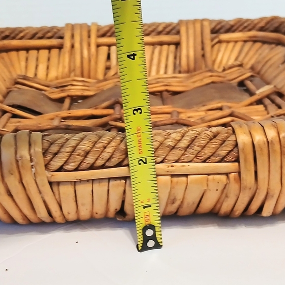 Vtg Woven Rattan Basket Tray Wooden Handles Rectangle Shallow *Fruit Sold Sep* - Picture 4 of 10